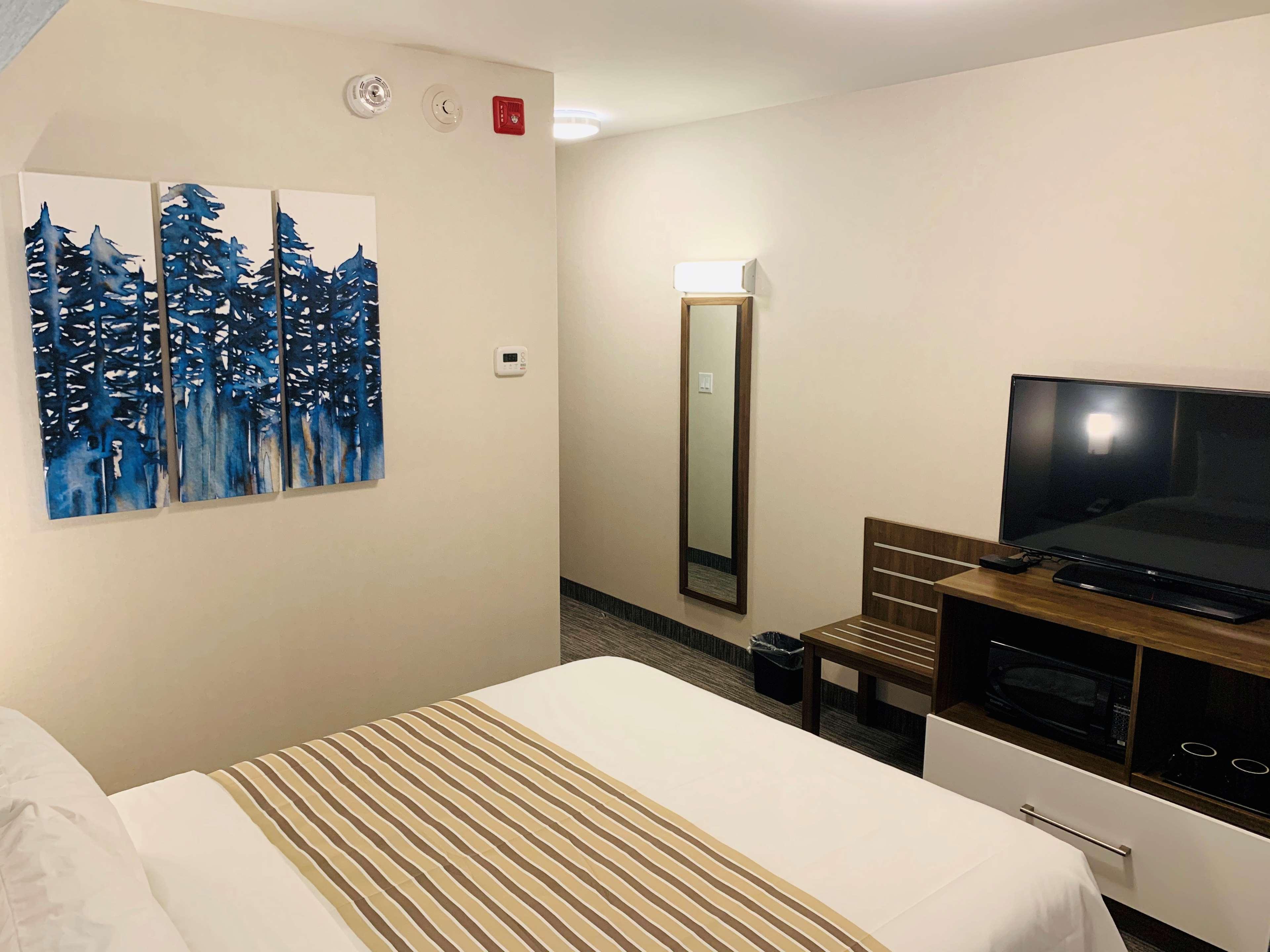 Hotel Chandni Victoria Миссиссага Экстерьер фото