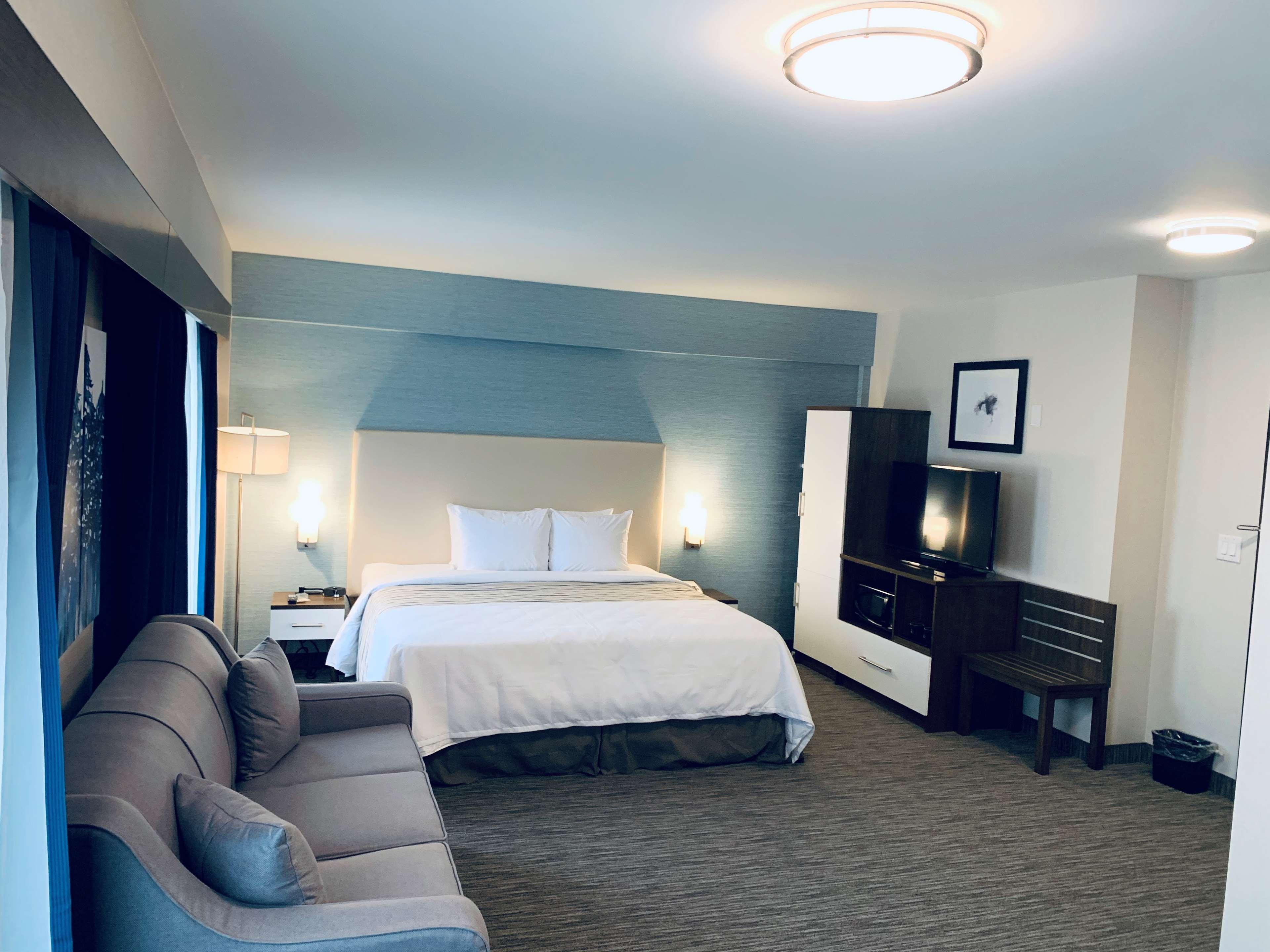 Hotel Chandni Victoria Миссиссага Экстерьер фото